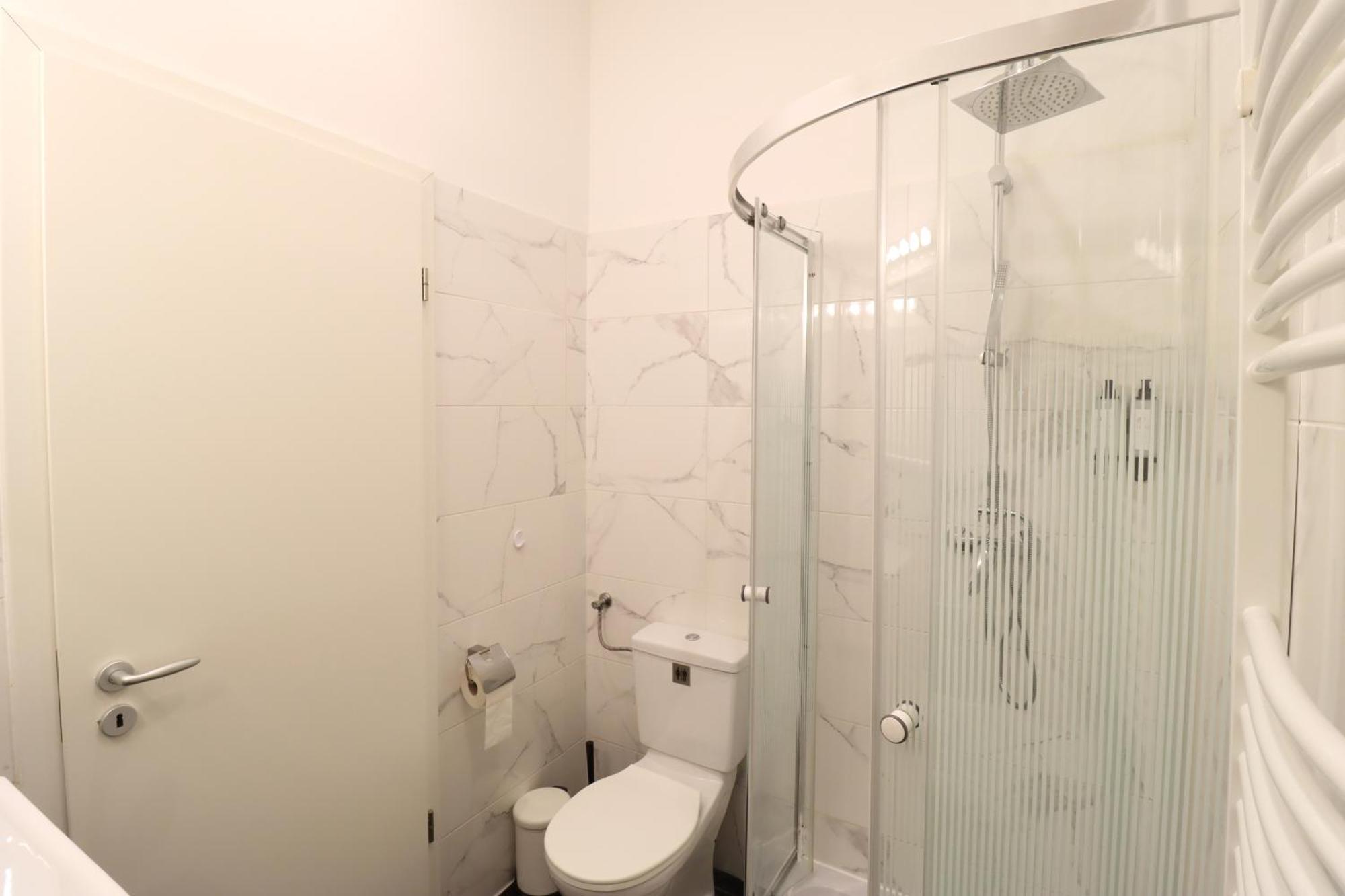 A13 Downtown Apartments With Parking Budapest Exterior photo